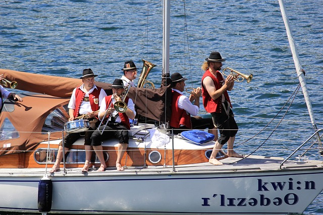 以减少风阻 以减少风阻